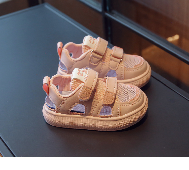 Sandali per bambini a maglia singola nuovo stile estivo 2024, scarpe per bambini ultraleggere, scarpe per ragazze con fondo morbido antiscivolo Baotou per ragazzi, scarpe con telaio_voghion.com