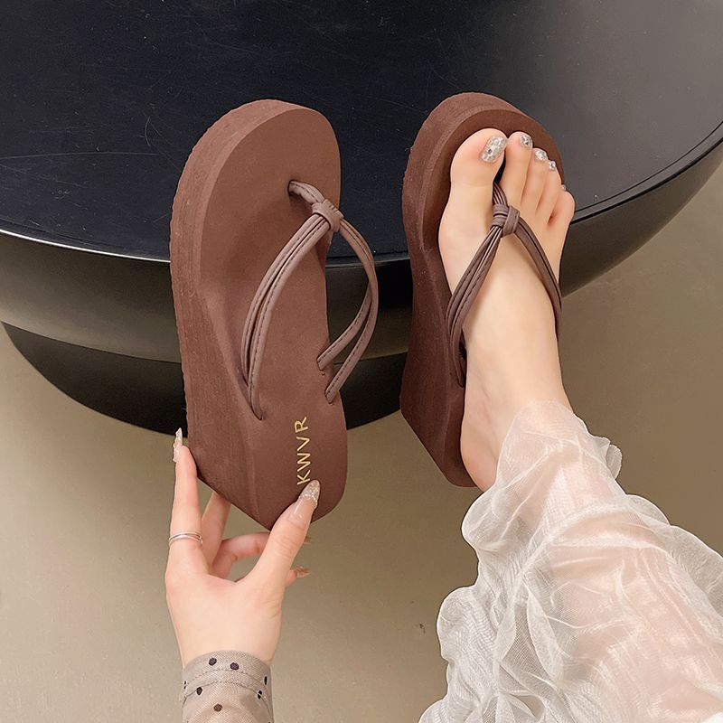 2024 Women's Summer Flip-Flops for Outdoor Wear, High-Heeled, Clip-Toe, Trendy, Non-Slip, Wedge-Heeled, Beach Sandals for Women