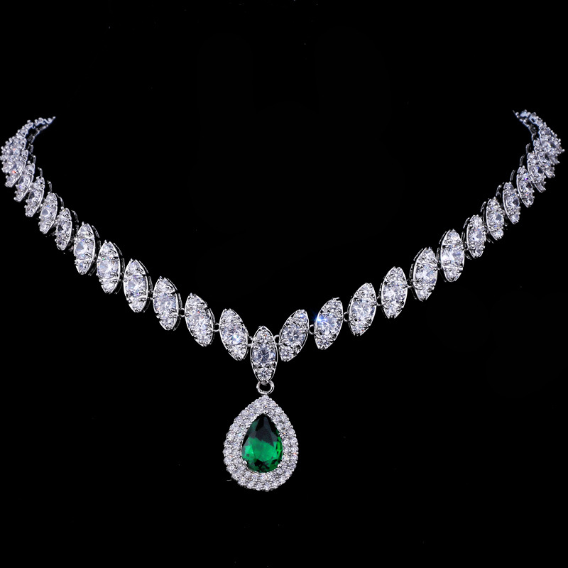 Green Diamond-Single Necklace