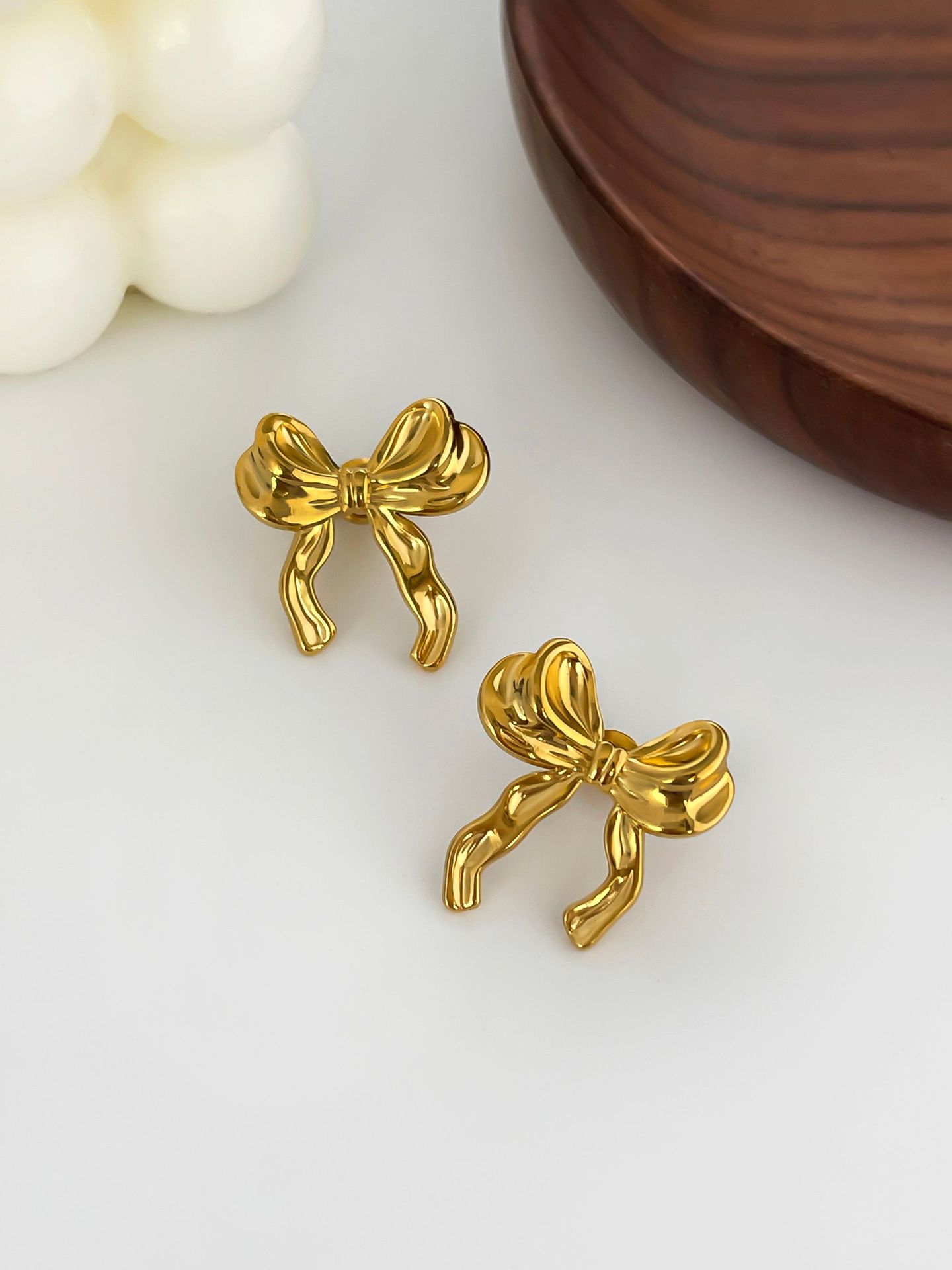7g Weight 0.03µm-0.05µm Gold Plating Thickness PVD Coated Gold Plating Process Real Gold Plated Plating Material Jewelry Set Classification 1 Piece, 1 Pair Quantity Date, Tea Party Occasion 304 Stainless Steel Material Bow Knot Pattern Unisex Gender Vintage Style, Simple Style Style Waterproof Non Tarnish, Surgical Steel, Plating, Bowknot Craft PVD Coated Real Gold Plated Bow Knot 304 Stainless Steel Vintage Style Simple Style Waterproof Non Tarnish Surgical Steel Plating Jewelry Set 14