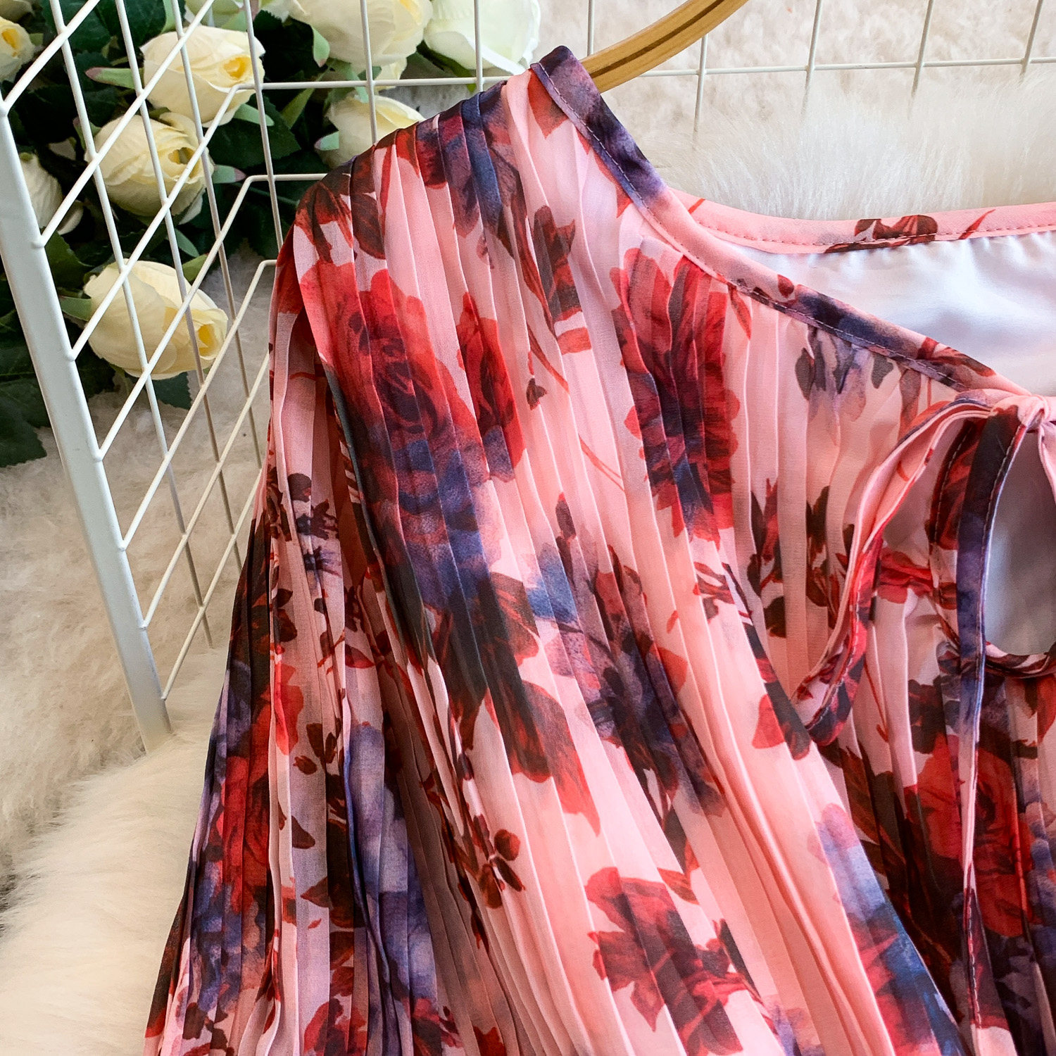 Floral Print Sweetheart Dress for Women with Bow Tie round Neck Flutter Sleeves Waist Tie Ruffled Hem Versatile Design_ecoleips.com