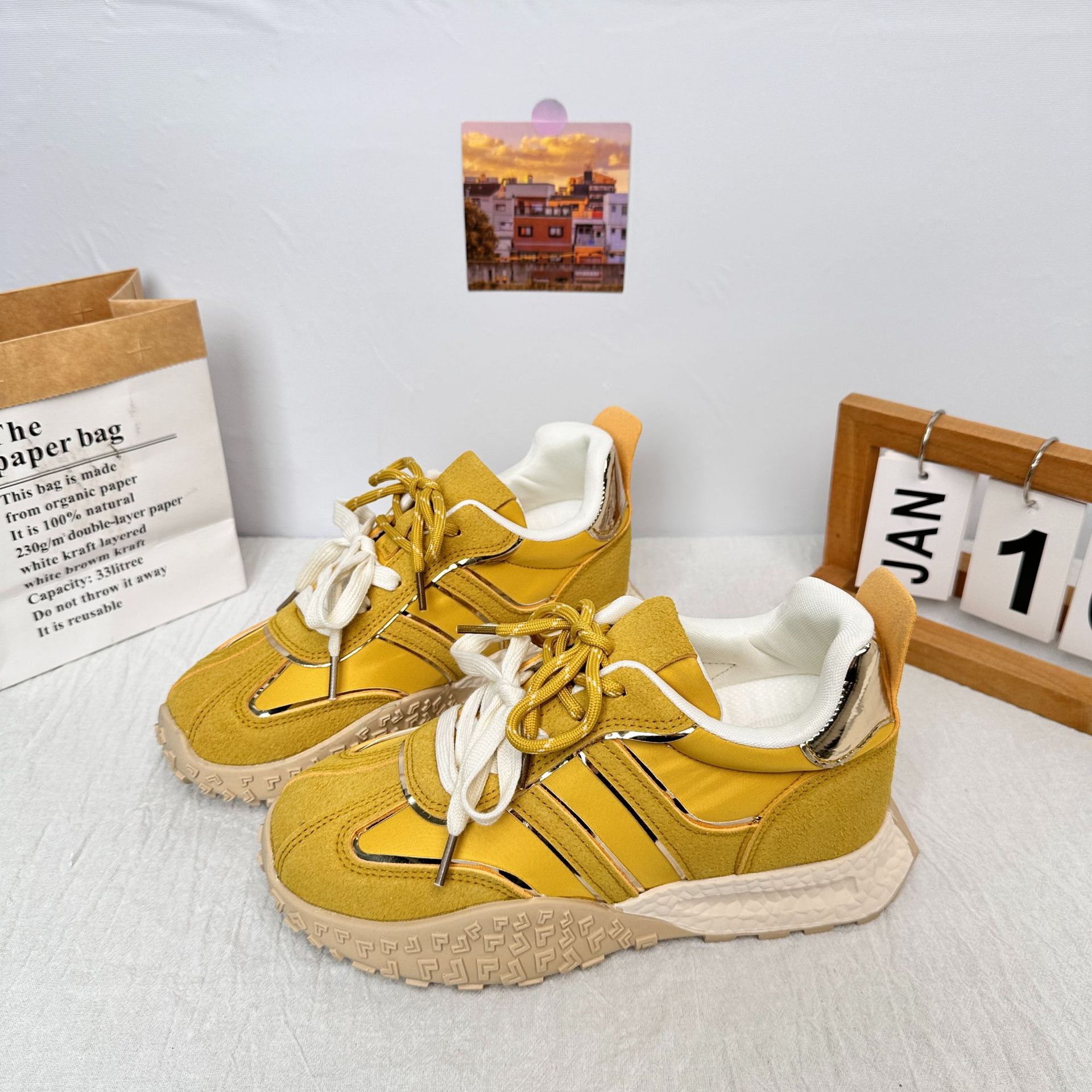 A9904 plantilla de látex/aumento interior de suela gruesa zapatos de papá zapatos de mujer diseño de nicho 2025 nuevas zapatillas de deporte explosivas image 5
