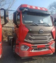 重汽豪瀚牵引车1000L天然气或国六排放3.08速比