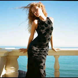 连衣裙;女式衬衫;半身裙