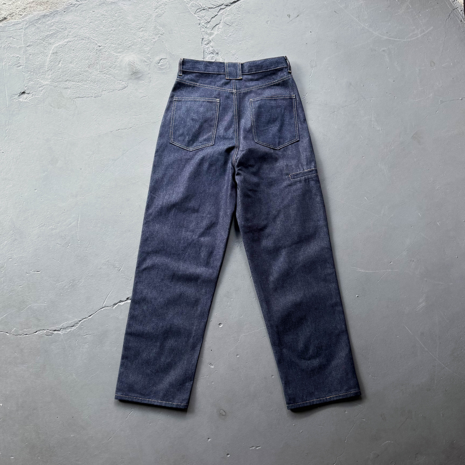 Raw Denim Herrenjeans Mit Geometrischem Schnitt Und Weiter Passform_voghion.com