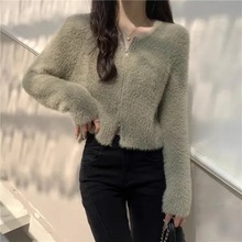 设计感小众短款毛衣女内搭秋冬季网红爆款仿水貂绒长袖打底针织衫