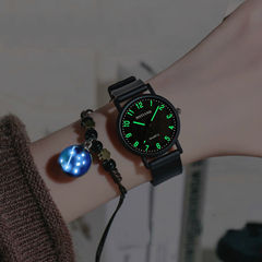 Factory Wholesale Luminous Ladies Watches, Chic Artistic, Petite and Exquisite, Niche Casual, Student 2022 New Women's Watches