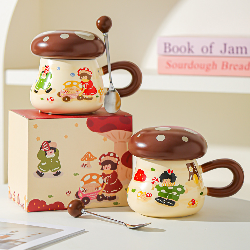 Hongo chica taza de alto valor facial acompañante regalo encantador taza de cerámica de dibujos animados con tapa de gran capacidad taza de agua potable