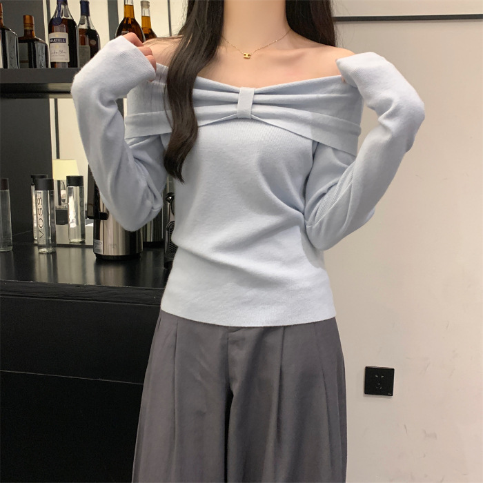 甜辣妹一字领露肩设计长袖秋季新款时尚别致修身显瘦纯色上衣ins|undefined