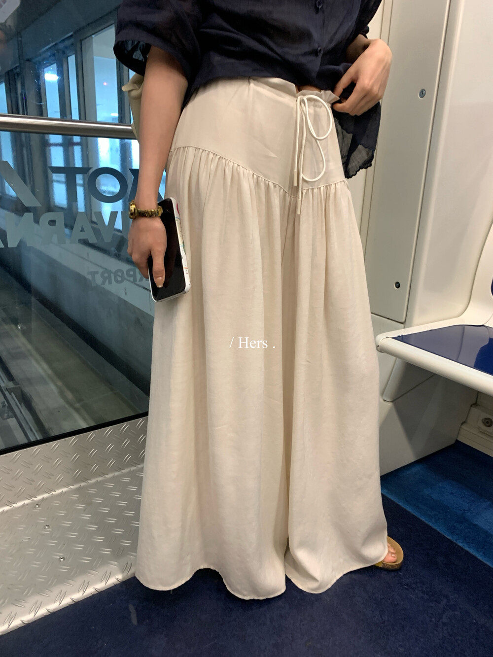 Quần culottes nữ ống rộng cạp cao thiết kế dây rút eo — màu đen, trắng ngà, màu mơ chi tiết 24