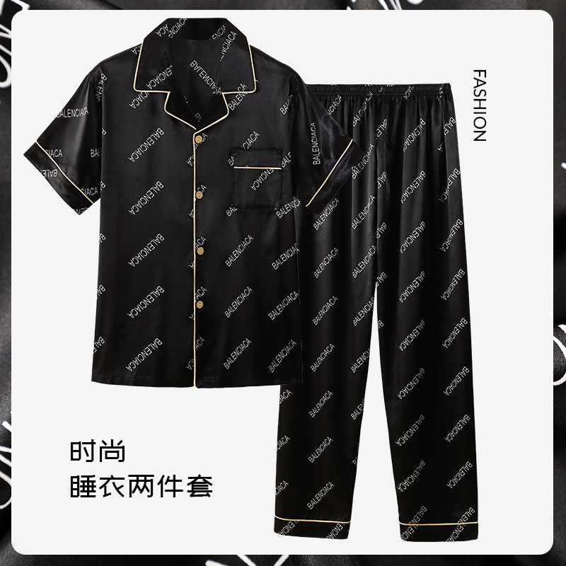 Pijamas de letras de verano para hombres Traje de tres piezas de seda de hielo de manga corta de alto grado para el hogar desgaste exterior juvenil seda real