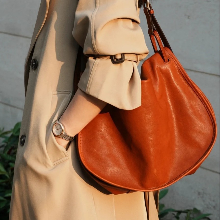 New Commuter Bag Vegetable Tanned Leather Messenger Saddle Bag For Women Retro Niche Crossbody Shoulder Large Capacity Tote