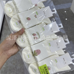 女士秋冬新品中筒棉袜子 白色系立体卡通可爱学生运动袜跑量批发