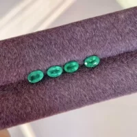 Натуральный изумрудный голый камень Кольцо, может быть инкрустирован кольцом серьги и другие эллиптические размеры 4*6