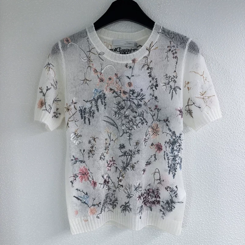 Spring knitted sleeves, sweater, with embroidery, round collar