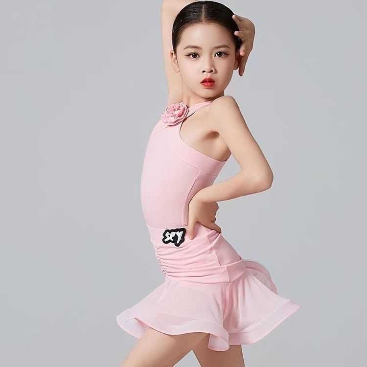 新しい子供の 2024 外国風ラテンダンス服女の子パフォーマンススカート夏のハイエンド練習服インターネット有名人のスーツ|undefined