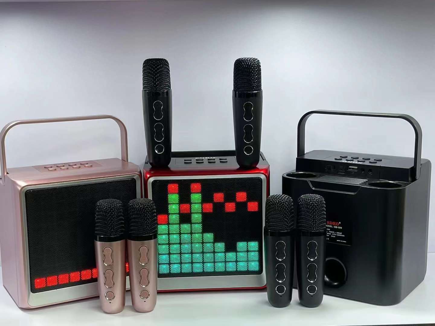 Bluetooth Karaoke Microphone Portable Wireless Outdoor Speaker_voghion.com