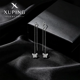 耳环;耳钉;项链