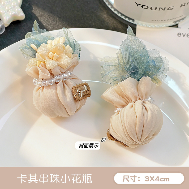 卡其串珠小花瓶 / 无胸针款