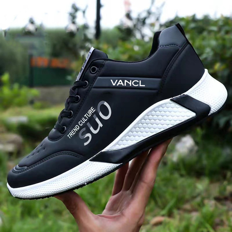 Zapatos de aumento de altura para hombres de primavera, zapatos deportivos casuales de corte bajo, zapatos de hombre de suela gruesa, 2023 nuevos zapatos para correr blancos, zapatos de moda