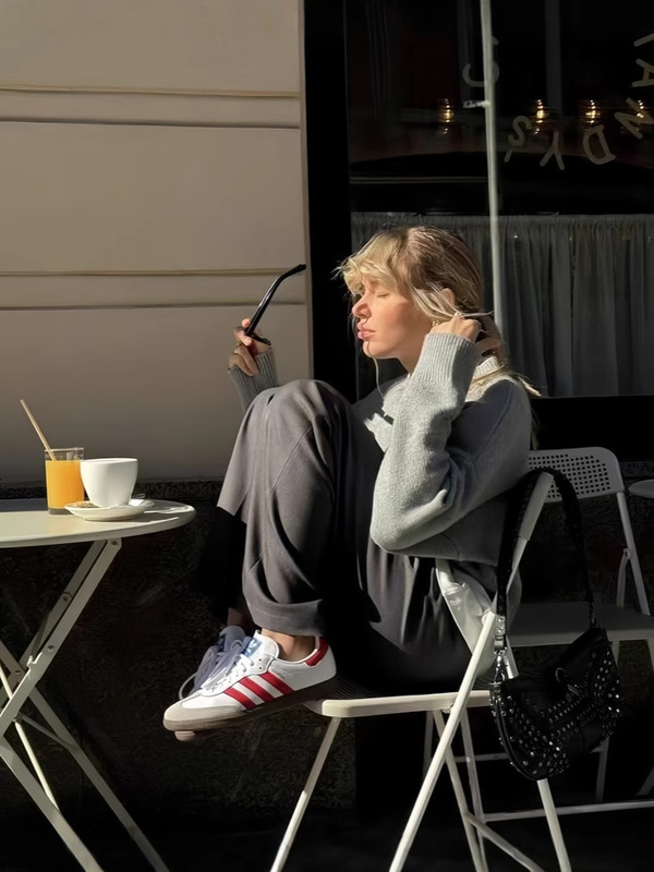 2025 クロスボーダールーズレイジースタイルショートセーター女性用 | ヨーロッパとアメリカンスタイルのプルオーバールーズニット長袖ラウンドネックトップ|undefined