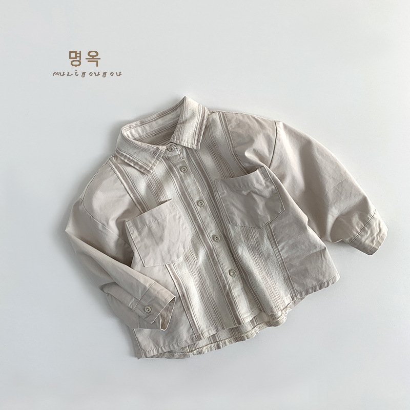 Estilo literario ~ 2025 primavera nueva camisa de personalidad de color de contraste para niños hombres y mujeres bebé tops para niños japoneses al por mayor