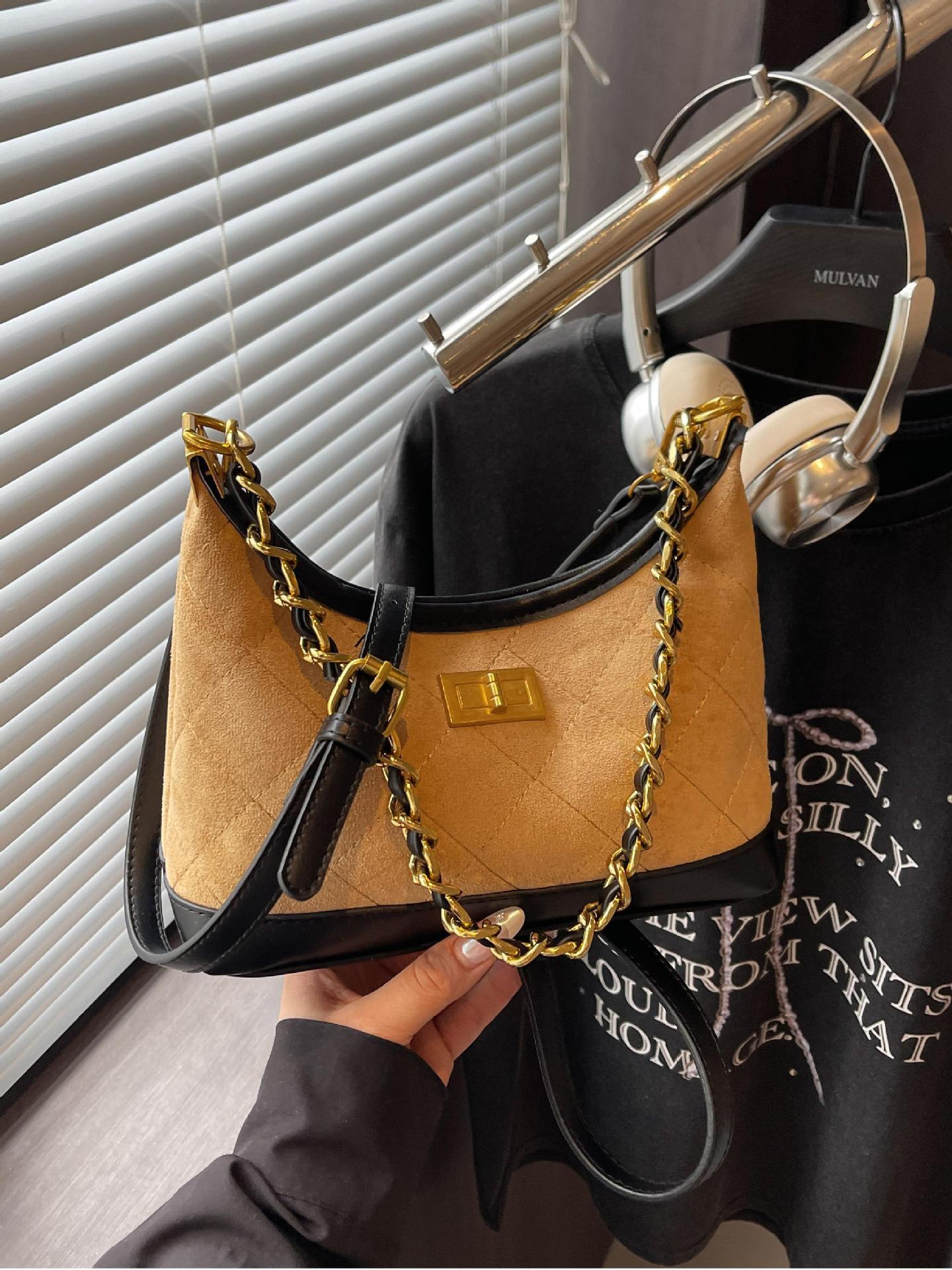 Xiaoxiang Style Chain Ring Bracket Women 2025 nuevo estilo extranjero nicho universal bolso de hombro bolso de moda universal
