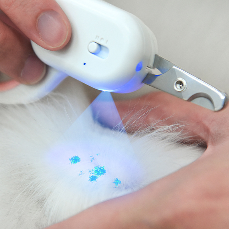 Paiwei gato LED lámpara uñas Clippers gato garra cuchillo especial línea de sangre Clippers herramientas de uñas para mascotas