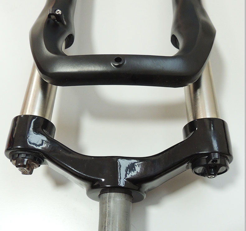 O1CN01bRGX6r223Md0kZl6i_!!3040