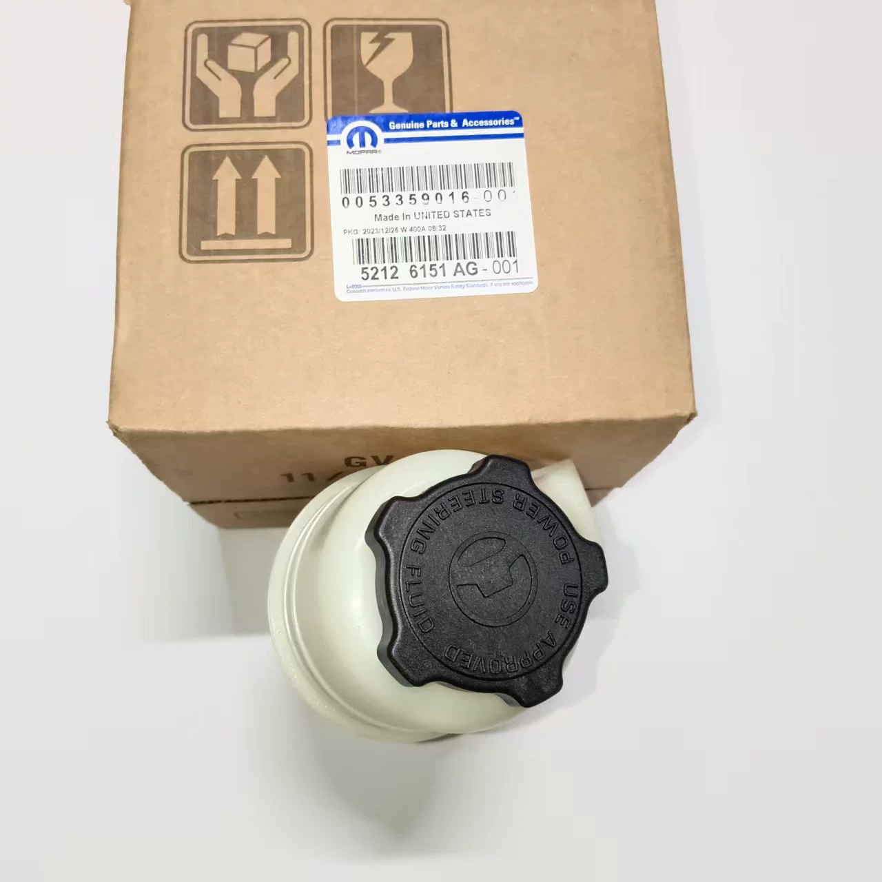 Подходящий для модели JK Wrangler насос мощности масла бака насоса рулевой мощности масло 52126151AG