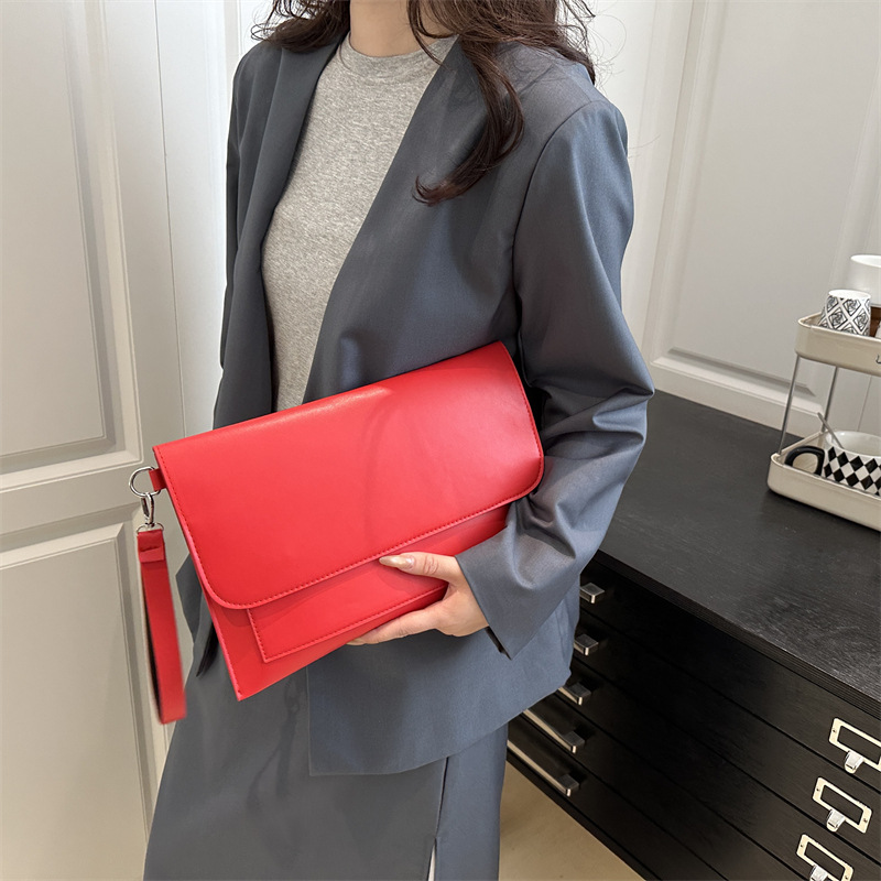 Sobres de gran capacidad para mujeres de alta calidad sensación de fiesta de cena de viaje personalidad de moda de color sólido lujoso nicho bolso