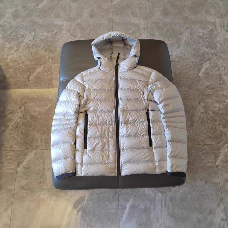 Canada's Lightweight Crofton Goose down Jacket 2227m Hooded Jacket for Men and Women Couples Goose down Canada's Lightweight Crofton Goose down Jacket 2227m Hooded Jacket for Men and Women Couples Goose down