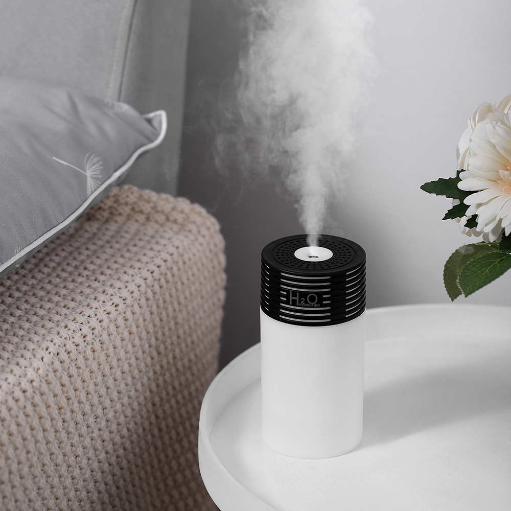 Nuevo humidificador creativo con luz y sombra para dormitorio, escritorio, USB, pequeño, para el hogar, gran volumen de vapor, humidificador para coche, transfronterizo