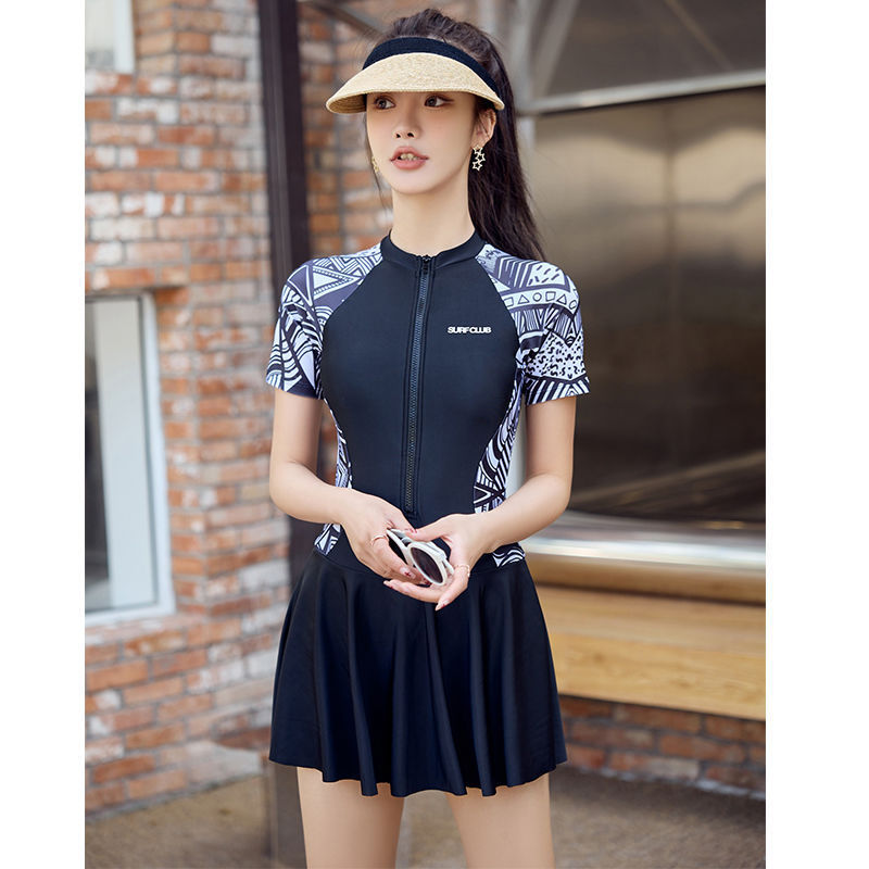 Integrado trajes de baño de mangas largas para mujeres adultos entrenamiento profesional conservador trajes de baño de ángulo plano para mujeres trajes de baño comercio exterior