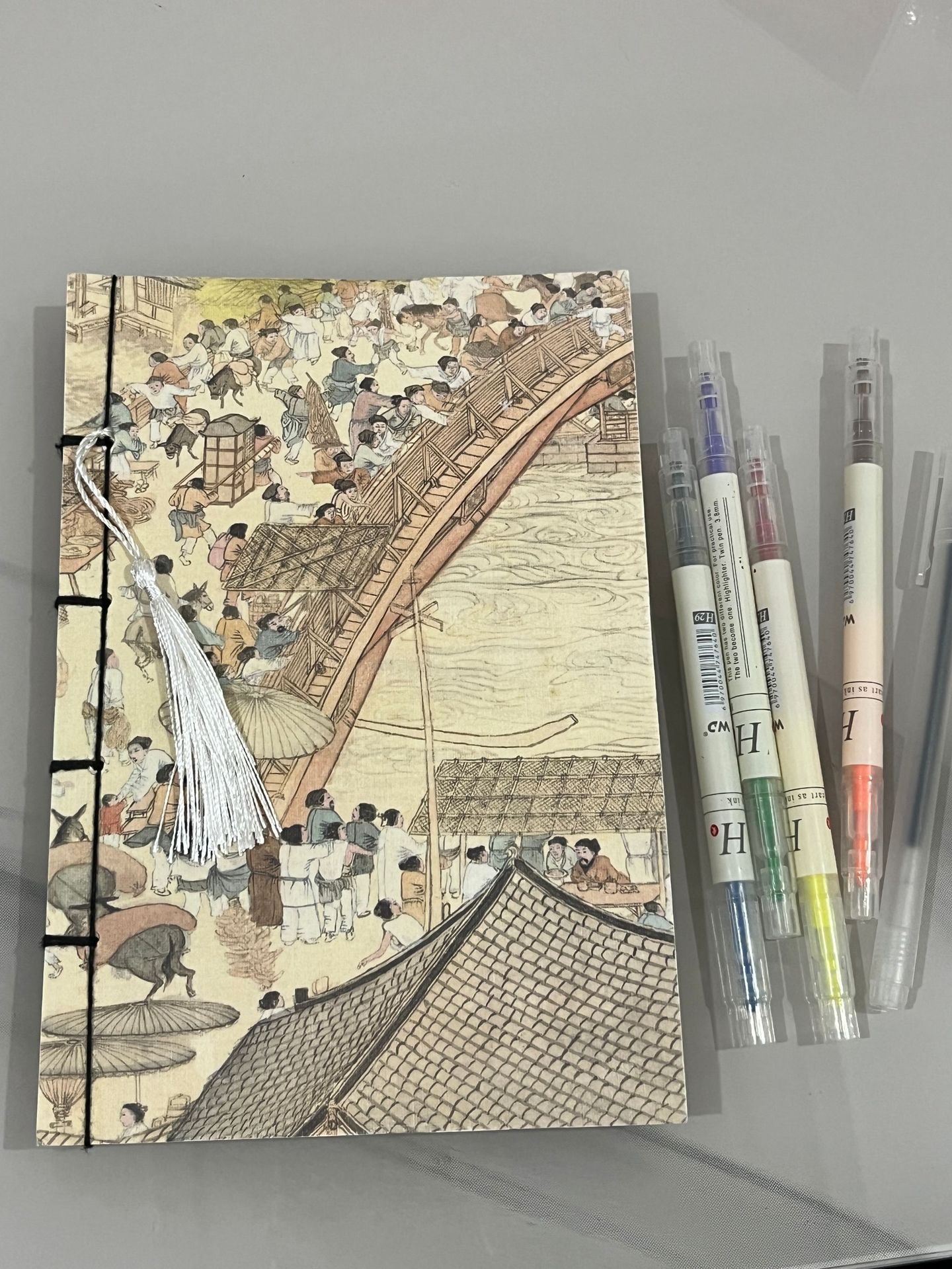 청명절 강을 향한 그림(빈 크라프트지)