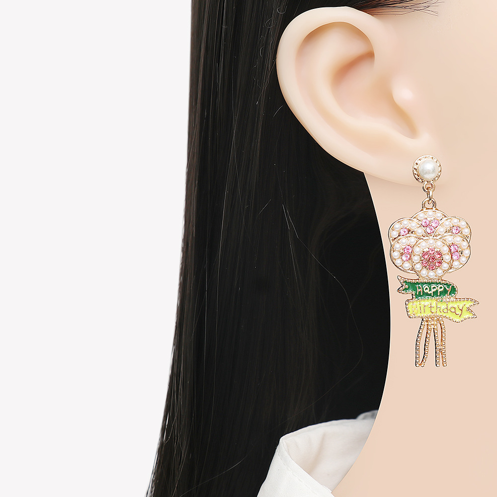 Sweet Letter Flower Alloy Drop Earrings Inlay Artificial Pearls Rhinestone Earrings display picture 2