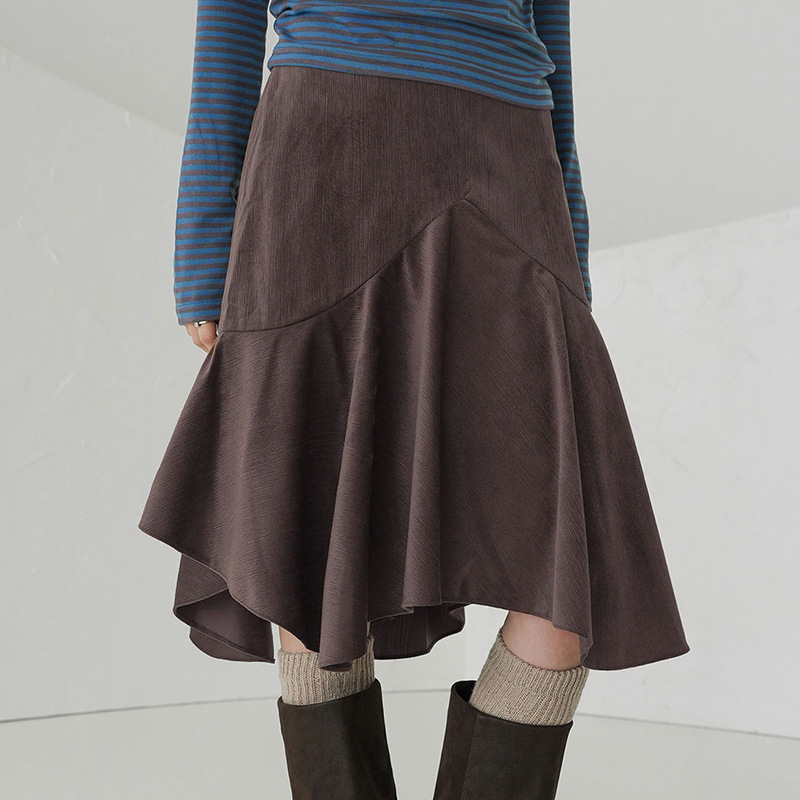 Autumn and Winter Ins Style Maillard-Inspired Design, Irregular Drape Mid-Length Skirt for Women, Vintage Brown American-Style Half Skirt
