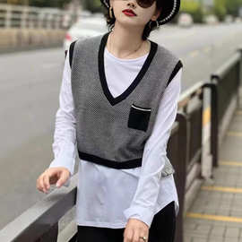 哥家新款2025年春秋短款V领无袖百搭休闲条纹羊毛针织背心女马甲