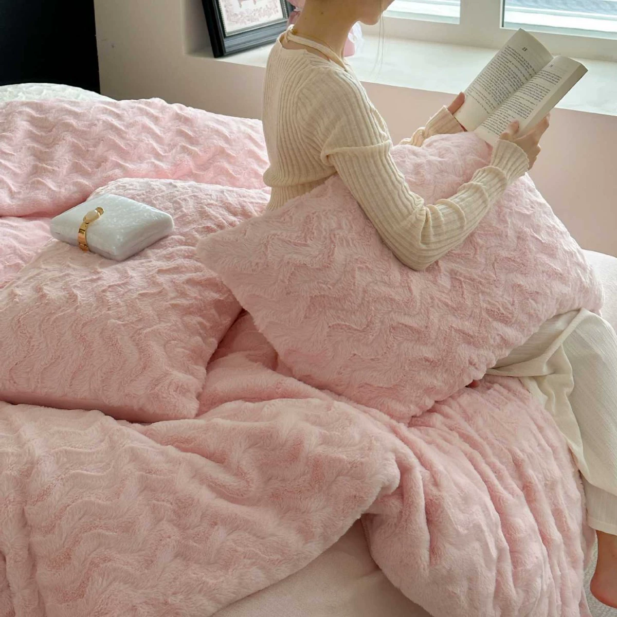 Demi-season set, keep warm duvet cover, bedspread, 4 piece set, simple and elegant design