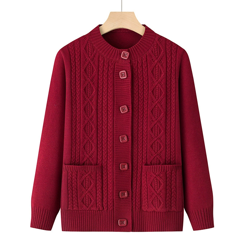 Мама одеваются модные осенние свободные трикотажные кардиганы