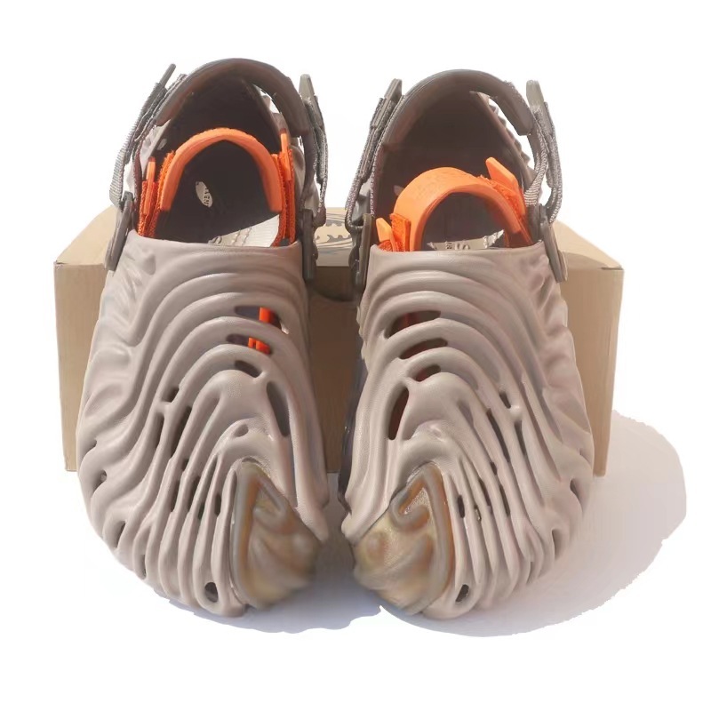 Foreign trade fingerprint hole shoes men's outdoor summer new outdoor sports Beach hole shoes sandals 207393