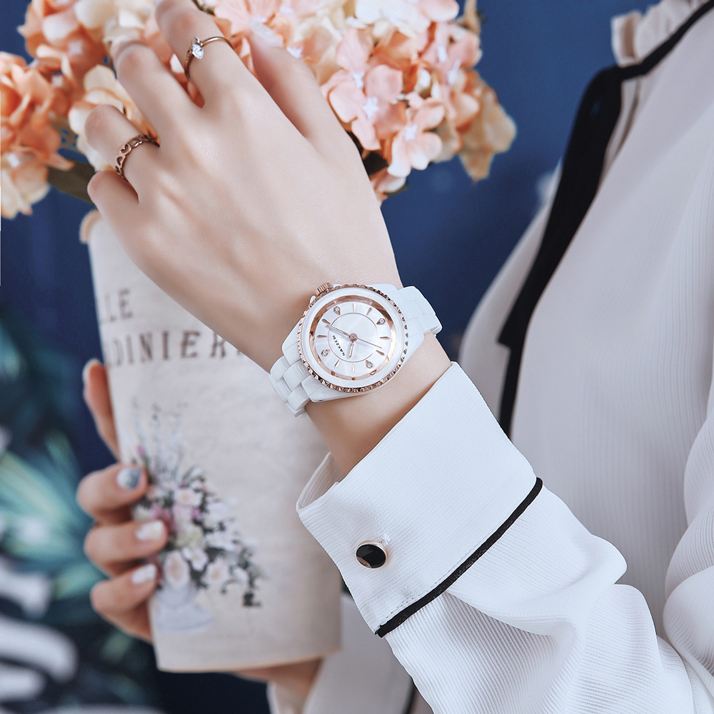 NAKZEN famosa ciudad antigua 1012 nueva correa de cerámica diamante incrustado simple regalo de San Valentín ins reloj de mujer