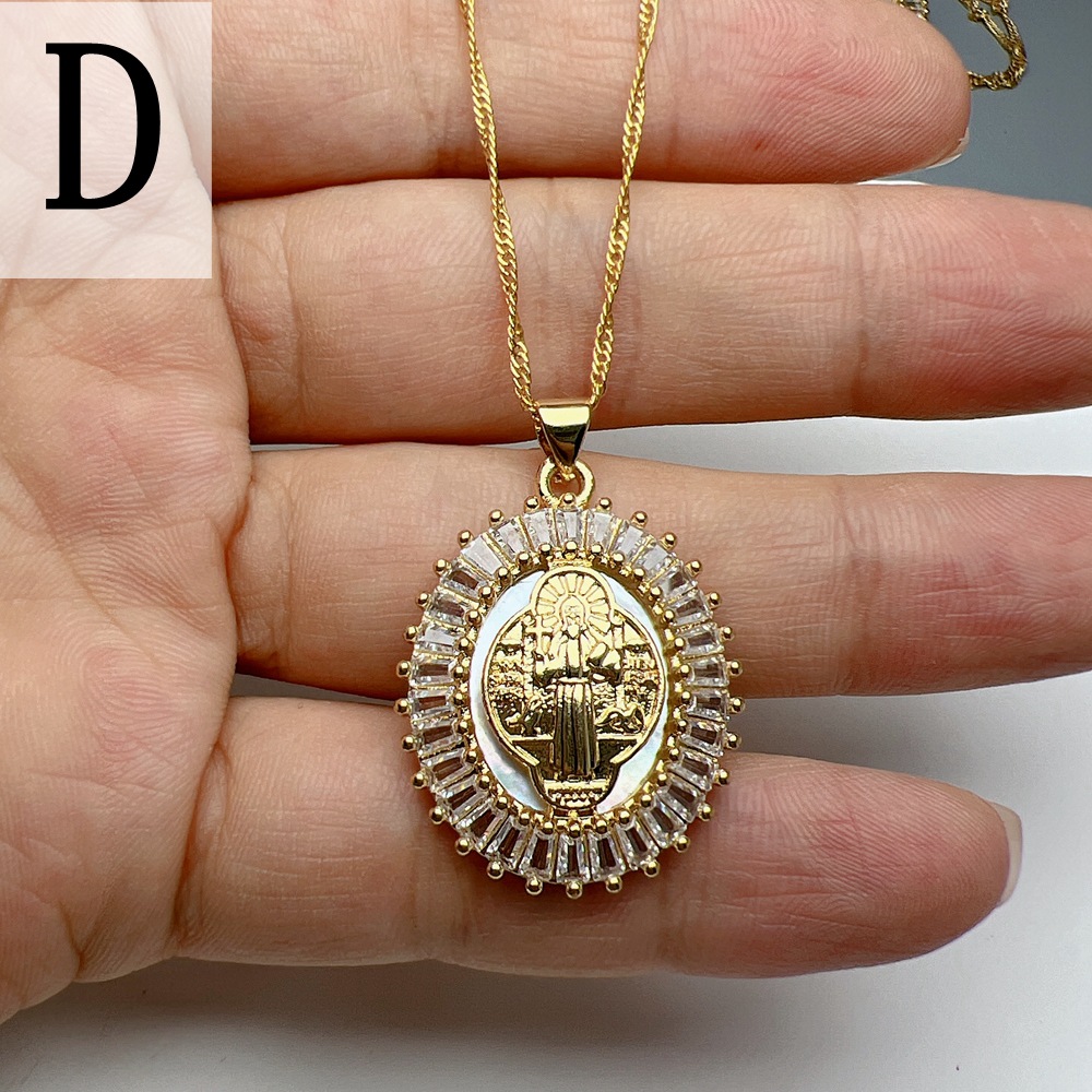 Round Pattern Simple Style Commute Round Copper Zircon Pendant Necklace In Bulk