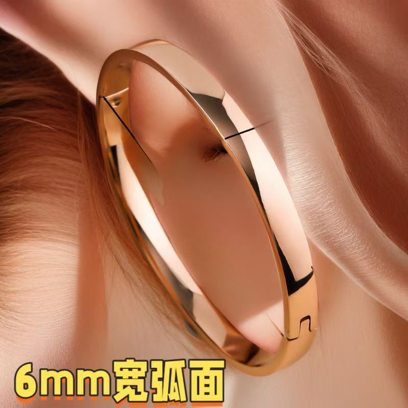 Pulsera de acero inoxidable para mujer tipo C abierta ajustable pulsera de acero de titanio de 6mm de ancho sin desvanecimiento joyería de mujer al por mayor image 20