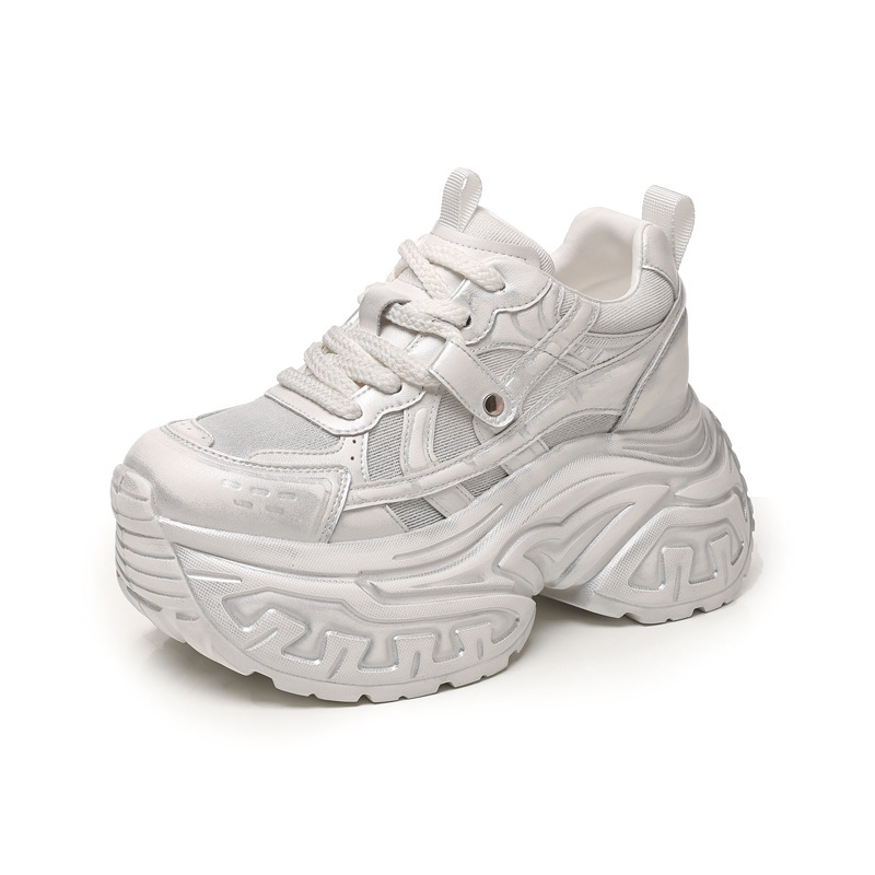 Giày sneaker nữ đế dày tăng chiều cao lưới thoáng khí phong cách daddy — Bạc trắng