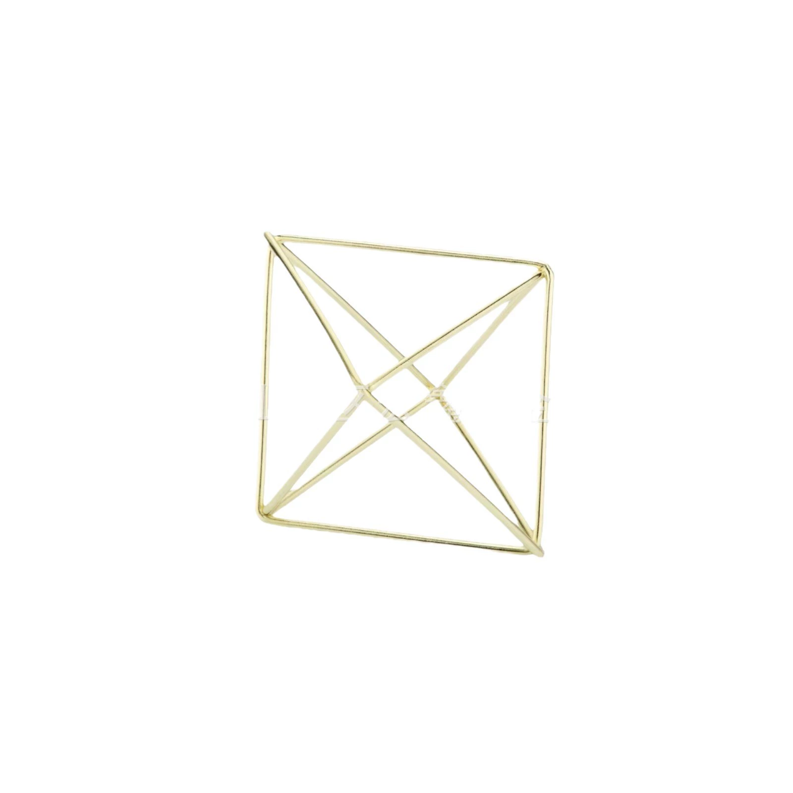 Iron art stand on the four sides of the diamond -shaped geometric air pineapple metal flower frame dry flower eternal flower car hanging decoration
