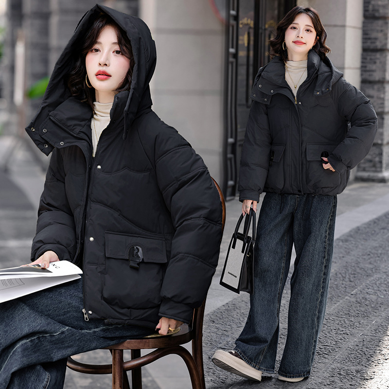 2025 nueva moda corta chaqueta de algodón de plumón de mujer sensación de diseño de chaqueta de algodón pequeño grueso y suelto image 4