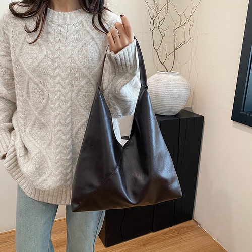 2024 autumn new style personalized retro casual one-shoulder tote bag, Korean temperament niche design, underarm women's bag