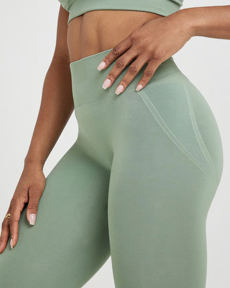 Effortless_Leggings_Sage_04_45