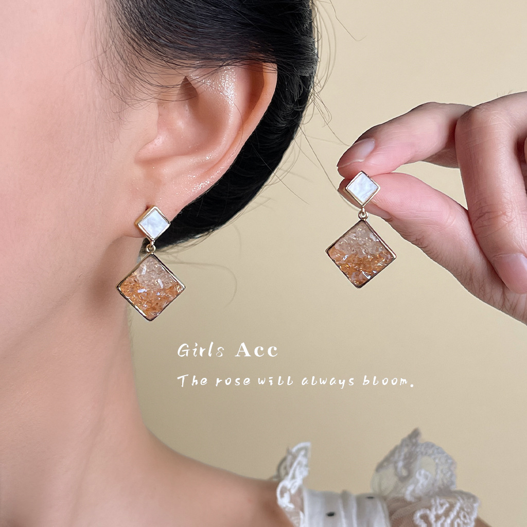 未标题-3_0005_耳语场景新水印 拷贝 6.jpg